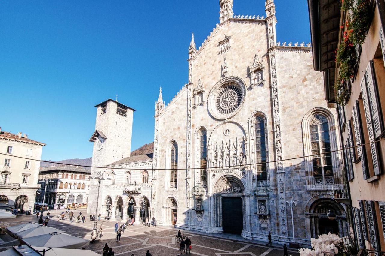 La Finestra Sul Duomo - The House Of Travelers Apartment Комо Екстериор снимка