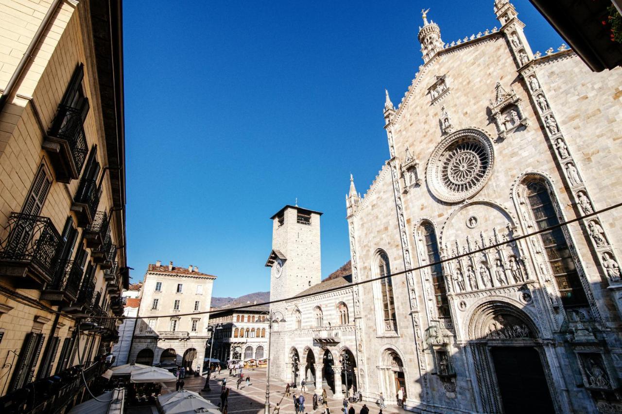 La Finestra Sul Duomo - The House Of Travelers Apartment Комо Екстериор снимка
