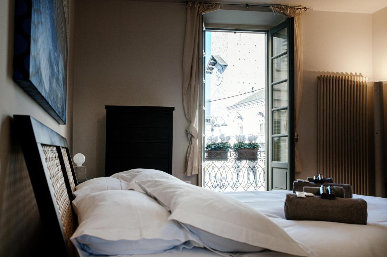La Finestra Sul Duomo - The House Of Travelers Apartment Комо Екстериор снимка